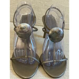 Maripe Leather Sandal Heels. Gold with Oyster detail, Stretch, Ladies‎ size 11